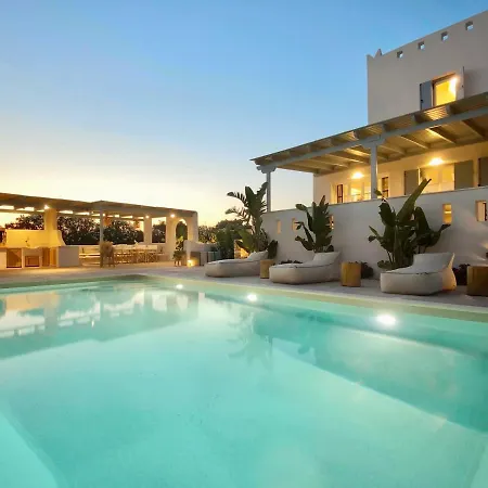 Seaside Naxos •