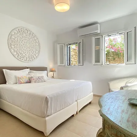 Seaside Naxos • * Pláka