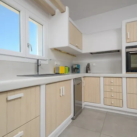 Seaside Naxos • Plaka (Naxos)