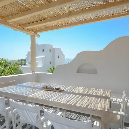 Seaside Naxos • * Plaka (Naxos)